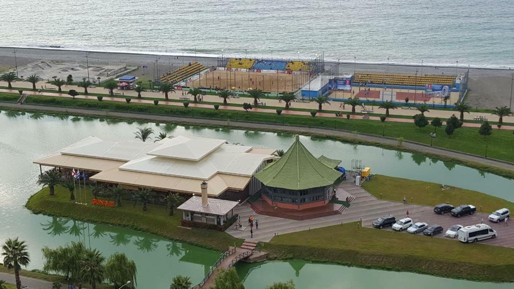 1 Комнатная Квартира Возле Моря Μπατούμι Εξωτερικό φωτογραφία
